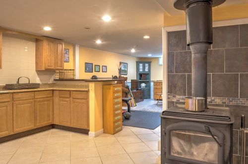 53 American Ave, Keene NH  03431-4803 exterior