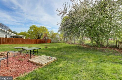 47 Cleversburg Rd, Lees Cross Roads PA  17257-9410 exterior