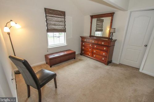 1954 Canyon Creek Rd, Gilbertsville PA  19525-7003 exterior