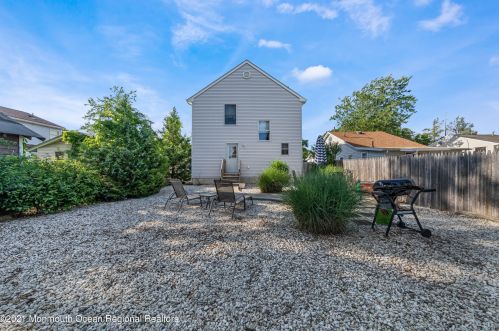 11 Vanard Dr, Bricktown NJ  08723-7426 exterior