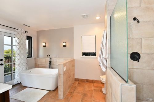 460 Hillsdale Dr, Santa Rosa CA  95409-6109 exterior