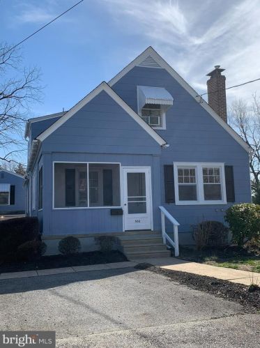 502 Essex Ave, Wilmington, DE 19804-1827