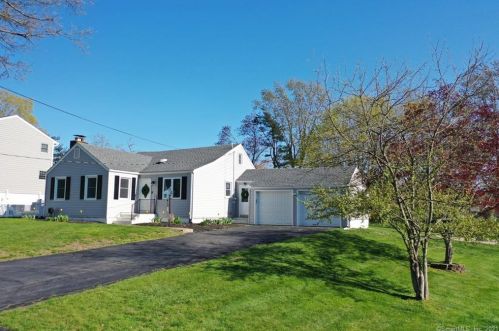 100 Culver Ln, North Haven, CT 06473-3731