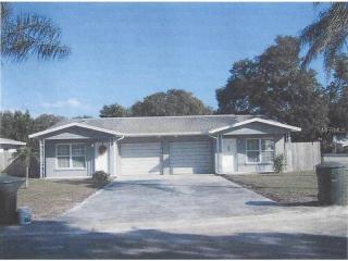 702 13th Ave, Largo, FL 33770-1125