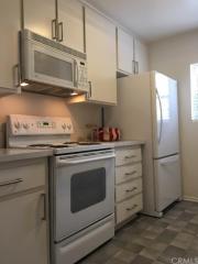 28 Terrace Cir, Laguna Beach CA  92677-4113 exterior