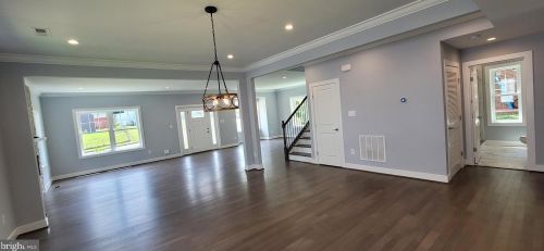 6912 Westlawn Dr, Falls Church VA  22042-2653 exterior