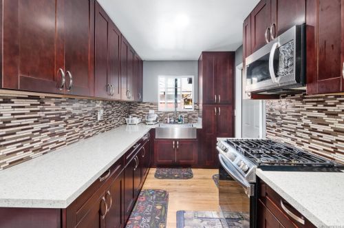 240 Ledgewood, San Diego CA 92114-7233 exterior