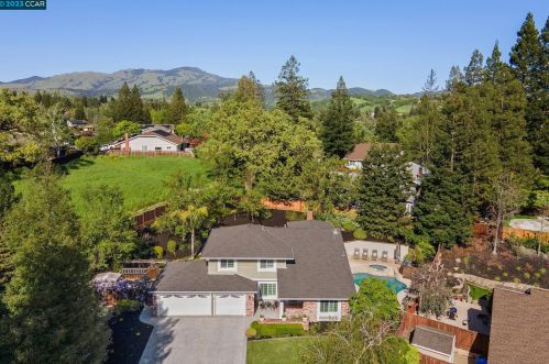 74 Stonington Ct, Danville, CA 94526-2632