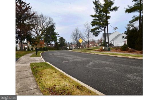 988 Lansdale Ave, Lansdale PA 19446-1621 exterior