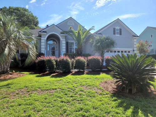 2711 Magnolia Woods Dr, Mount Pleasant SC  29464-7436 exterior