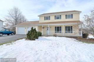 205 Hickory Ln, Lees Cross Roads, PA 17257-9466