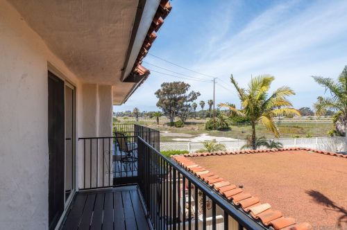 4339 Loma Riviera Ct, San Diego CA 92110-5503 exterior