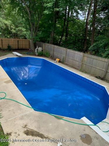 2011 Parkside Dr, Lacey, NJ 08731-3855