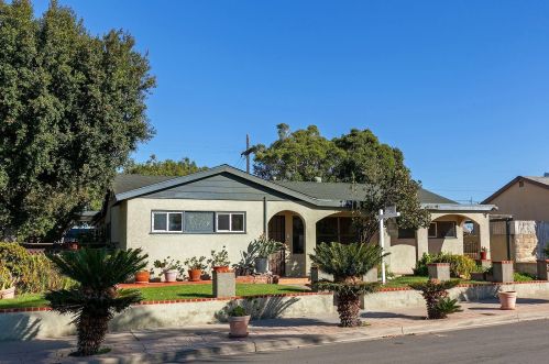 4081 Epanow Ave, San Diego, CA 92117-4627