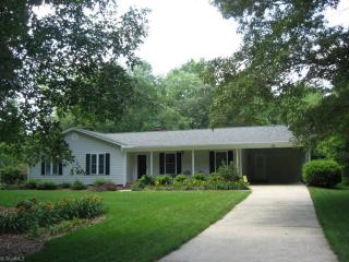 145 Jane Ct, Eden, NC 27288-8144