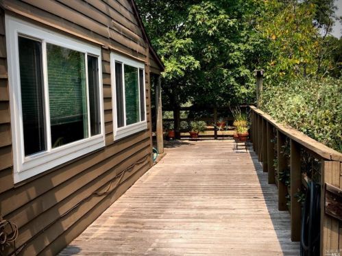 3431 Burnside Rd, Sebastopol CA  95472-9139 exterior