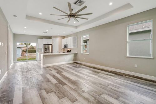 10685 Hampton St, Bonita Springs, FL 34135-0056