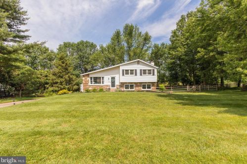 244 Park Rd, Prospectville PA  19002-1121 exterior