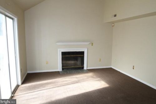 414 Wind Dr, Dover DE  19901-6692 exterior