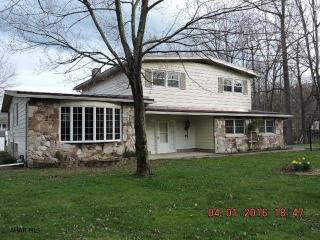 661 Cedar Ln, Birmingham, PA 16686-6911