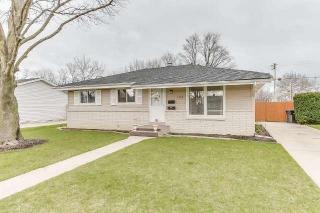 1879 15th Ave, Kenosha WI  53140-1616 exterior