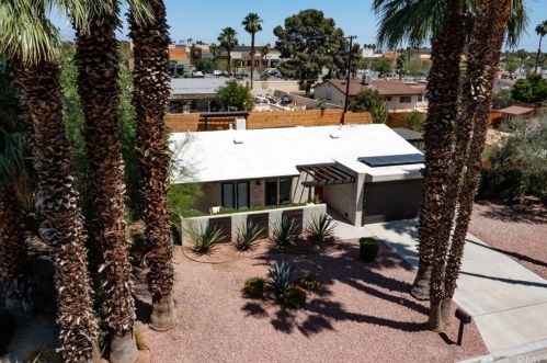 46500 Cameo Palms Dr, La Quinta CA  92253-2016 exterior