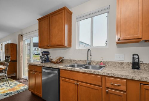 834 Cranberry Dr, Pataskala OH  43062 exterior