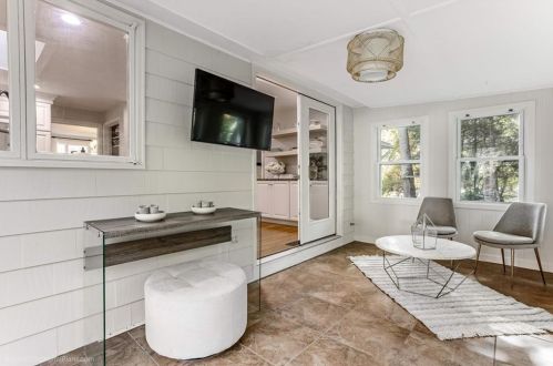 311 Middle Rd, Warwick RI  02818-2807 exterior