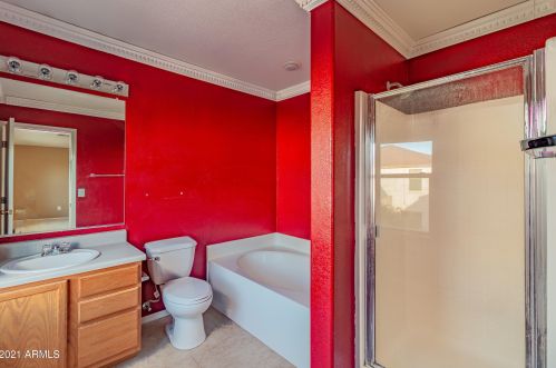 3642 Constitution Dr, Gilbert AZ  85296-8239 exterior