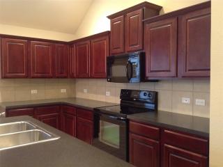 15436 Yarberry Dr, Roanoke TX  76262-3351 exterior