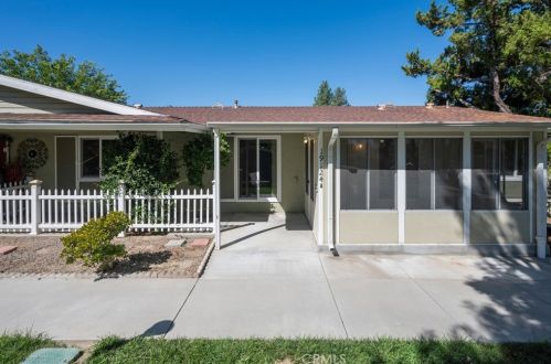 19124 Avenue Of The Oaks, Santa Clarita, CA 91321-5349