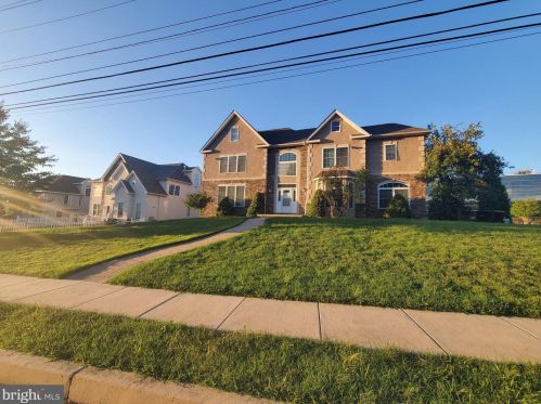 720 Valley Forge Rd, Norristown, PA 19406-1573