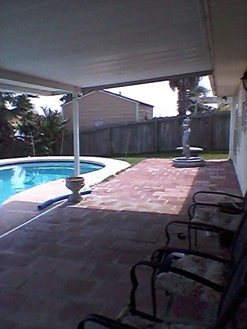 203 Moonraker Dr, Slidell LA  70458-5524 exterior