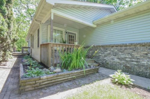4104 Sumac Rd, Valpo, IN 46383-2159