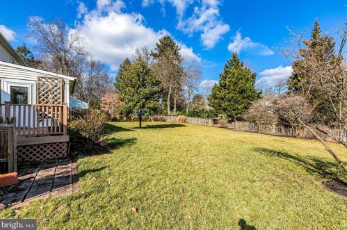 16 Vanderveer Dr, Lawrence Township NJ  08648-3151 exterior