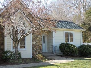 117 Linden Pl, Redland, NC 27006-8406