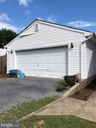 102 Massanutten St, Edinburg VA  22824-9313 exterior