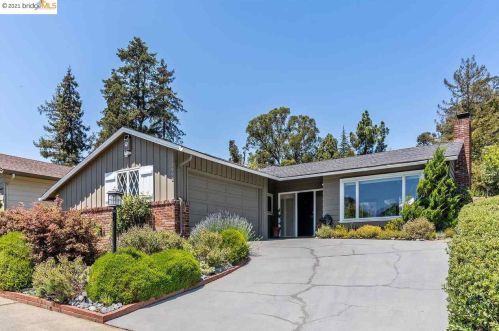 2992 Hedge Ct, Oakland, CA 94602-2640