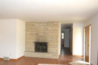 711 Midland Ave, Manhattan KS  66502-3646 exterior