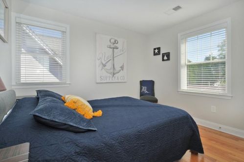 11 Jenny Ln, South Kingstown RI  02882-5434 exterior