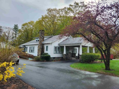 83 Maple Ave, Unity, NH 03743-2932