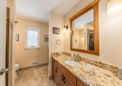 8801 Hart Dr, Waterford WI  53185-1364 exterior