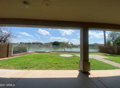2033 110th Ave, Avondale AZ  85392-5456 exterior