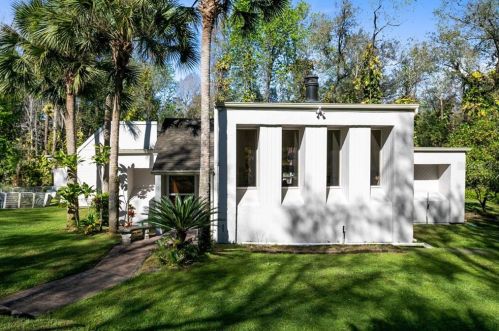 906 Arabian Ave, Casselberry, FL 32708-4523