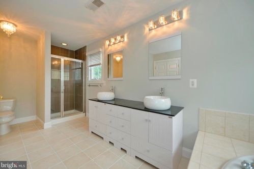 153 Amalfi Ct, Purcellville VA  20132-5816 exterior