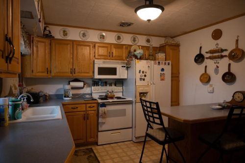 355 Grayside Ave, Mauston, WI 53948-1918