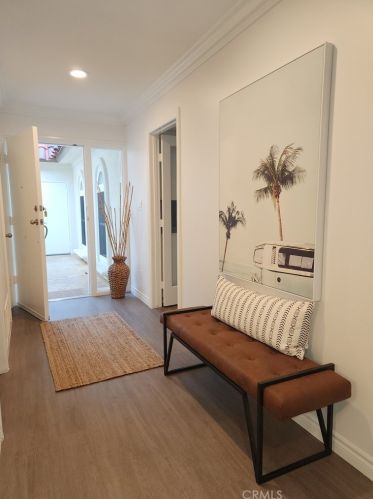 32 Wintersweet Way, Irvine, CA 92612-2120