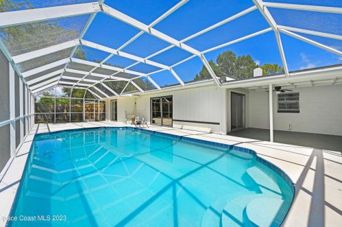 1830 Robin Hood Ave, Titusville, FL 32796-1127