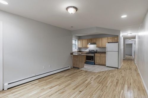 1732 Van Buren St, Bronx, NY 10460-2613