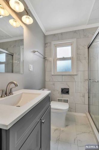 284 Howell Rd, Englewood NJ  07631-2106 exterior
